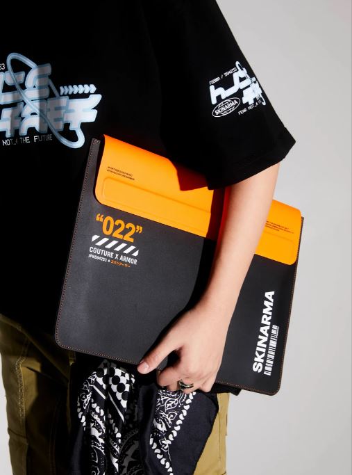 Skinarma ShinGoki Magnetic Laptop Sleeve Fits Up to 14 Inch - Orange